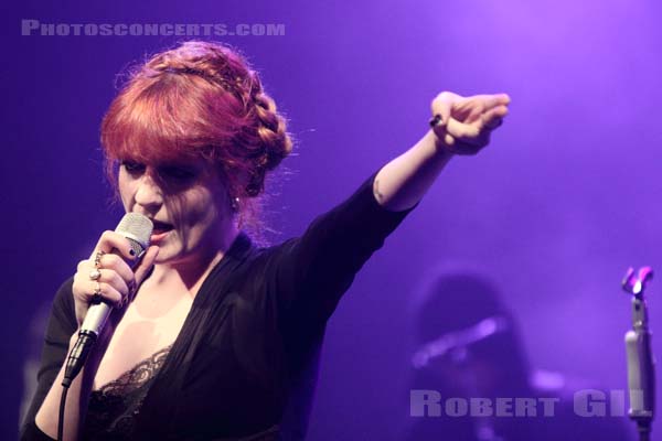 FLORENCE AND THE MACHINE - 2009-11-07 - PARIS - La Cigale - 